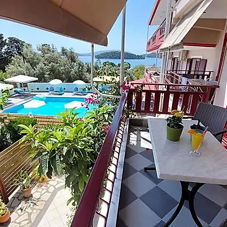 Sunrise Hotel 4*